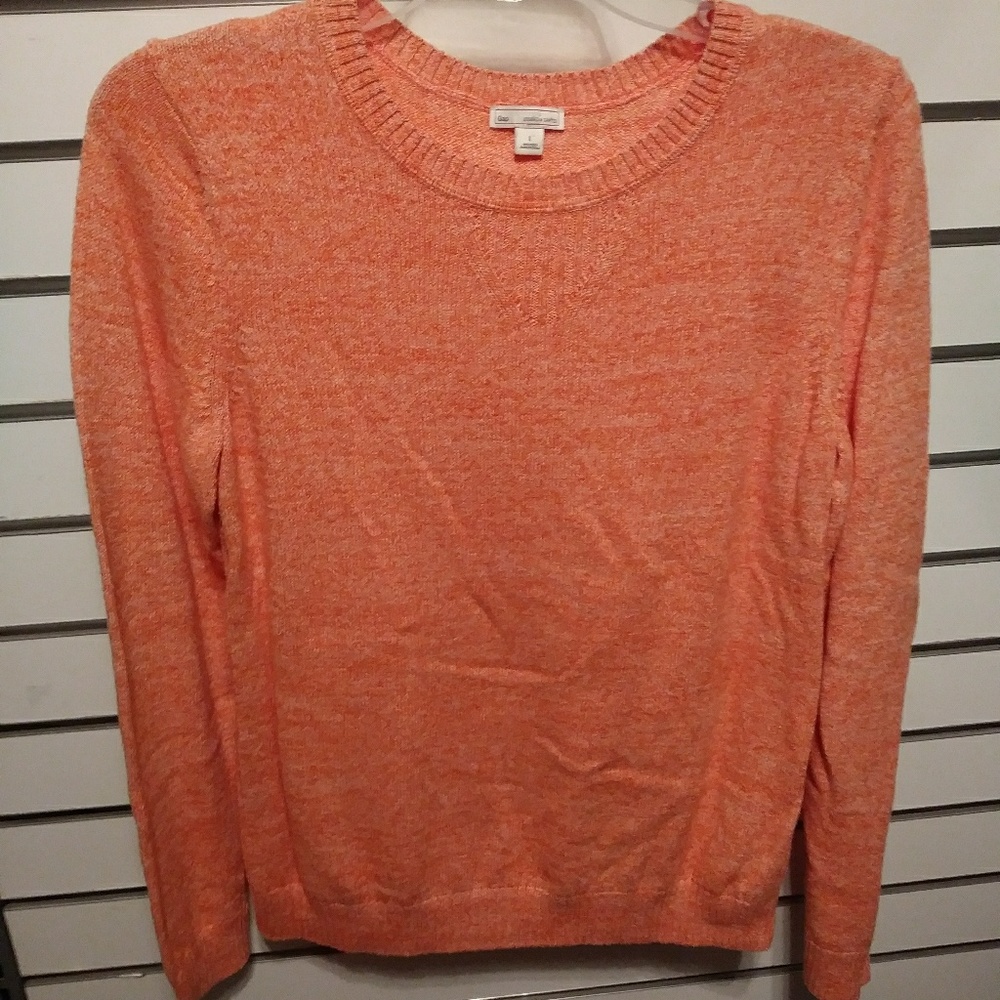 Light Sweaters